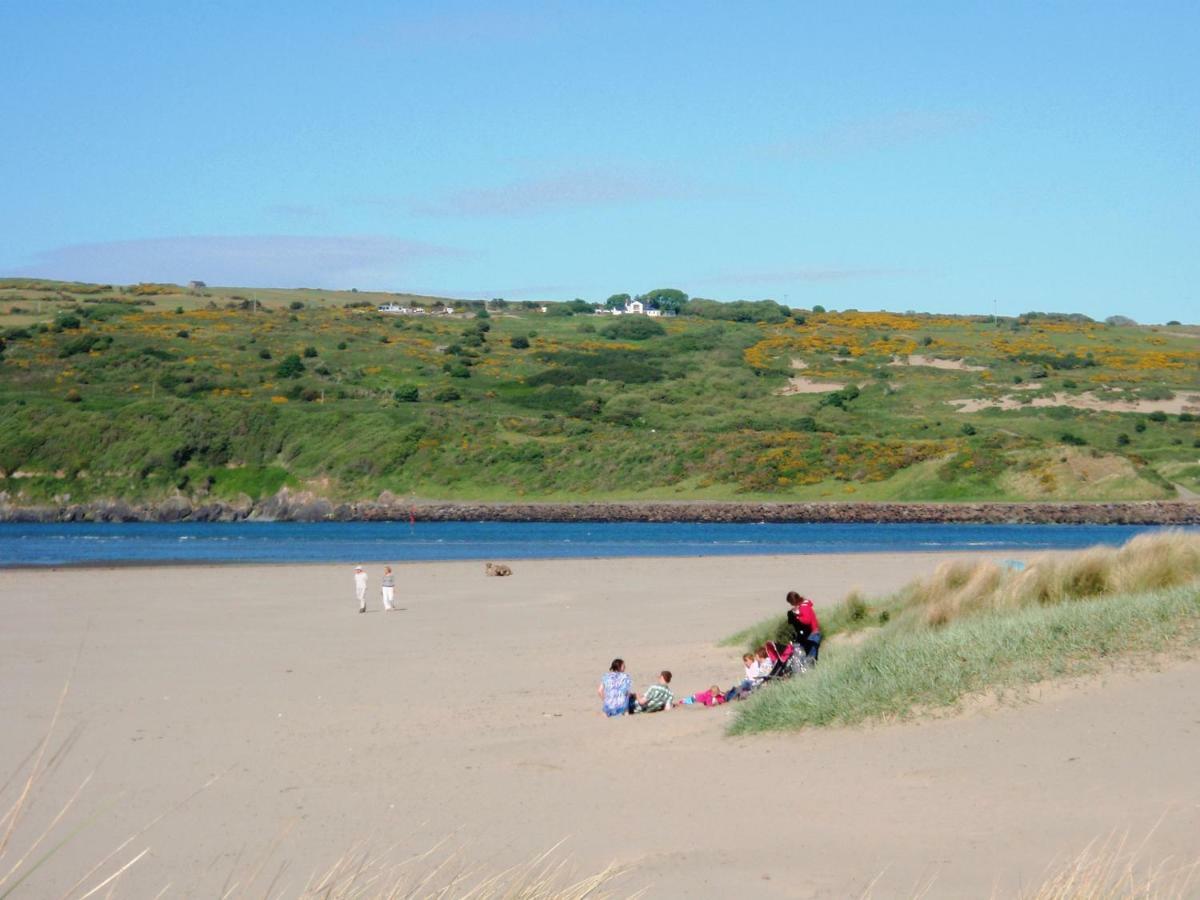 Cardigan Bay Holiday Park Экстерьер фото