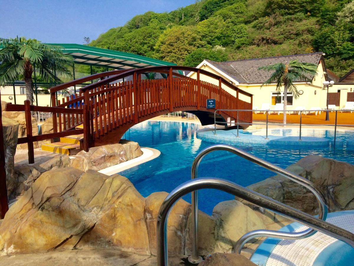 Cardigan Bay Holiday Park Номер фото